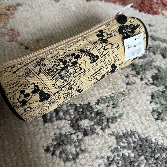 New Disney Store Mickey Mouse VTG Cartoon Comic Strip Zip Pencil/Makeup pouch - Picture 10 of 16